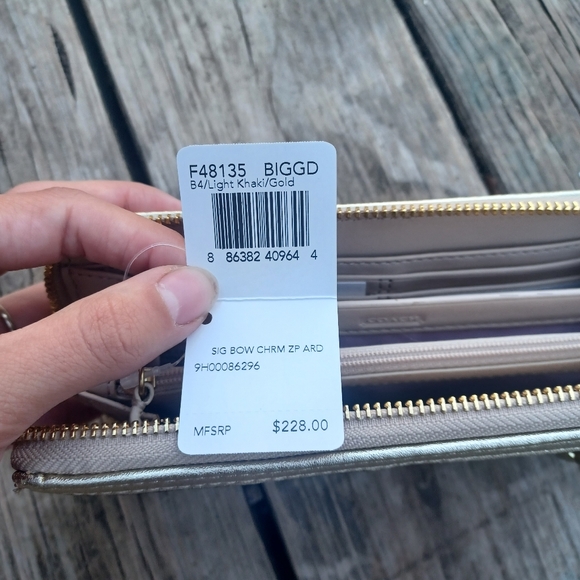 Coach Wallet NWT - Picture 8 of 8